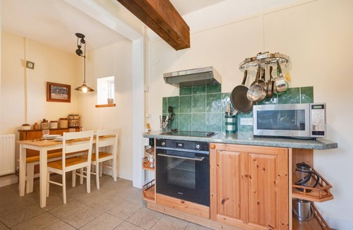 Bacton Cottage | 2 Bed in Bacton (oc-710)