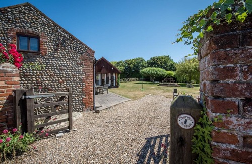 Bacton Cottage | 2 Bed in Bacton (oc-712)