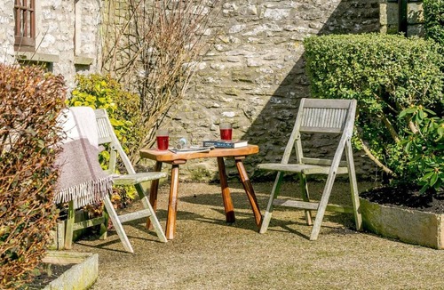 Over Haddon Cottage | 2 Bed in Bakewell (oc-87262)