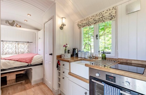 Beccles Cottage | 2 Bed in Barsham (oc-s32505)