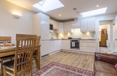 Bath Cottage | 2 Bed in Bath (oc-bhr54)