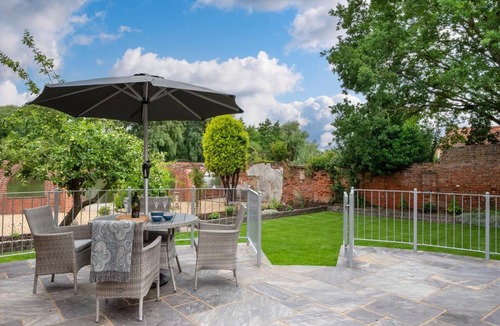 Beccles House | 2 Bed in Beccles (oc-rilo)