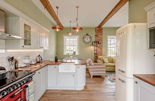 Blythburgh Cottage | 2 Bed in Blythburgh (oc-t27735)