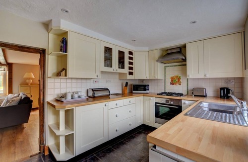 Bodham Cottage | 2 Bed in Bodham (oc-1303)