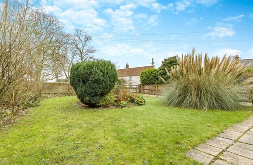 Briston House | 2 Bed in Briston (oc-s30561)