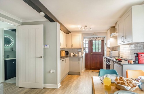 Little Haven Apartment | 2 Bed in Broad Haven (oc-c27962)