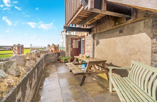 Little Haven Apartment | 2 Bed in Broad Haven (oc-c27962)