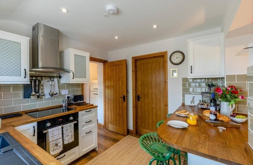 Llanymynech Cottage | 2 Bed in Carreghofa (oc-t32530)