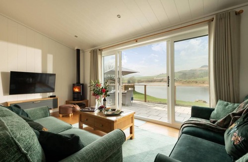 Sandyhills Ski Chalet | 2 Bed in Castle Douglas (oc-86449)