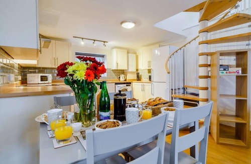 Norwich Cottage | 2 Bed in Chedgrave (oc-t27197)