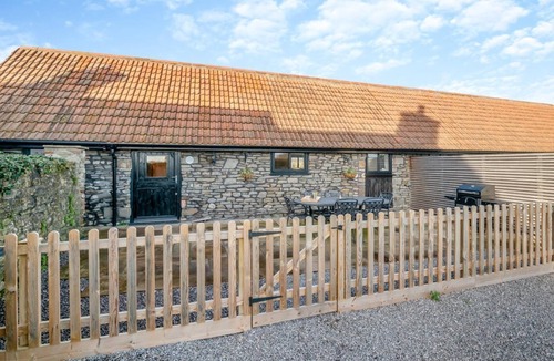 Clevedon Cottage | 2 Bed in Clevedon (oc-t30786)