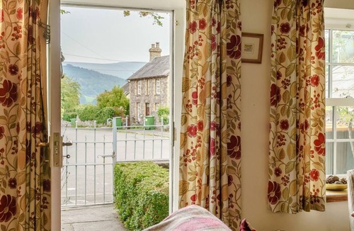 Llangynidr Cottage | 2 Bed in Crickhowell (oc-bn023)