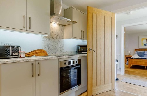 Stanton by Bridge Ski Chalet | 2 Bed in Derby (oc-87408)
