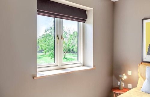 Devizes House | 2 Bed in Devizes (oc-t43754)