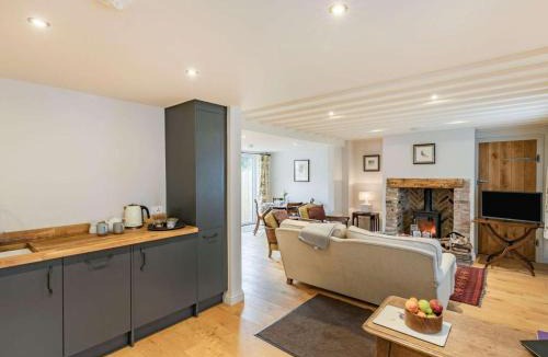 Lund House | 2 Bed in Driffield oc-75584