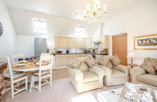 Wold Newton House | 2 Bed in Driffield oc-79279