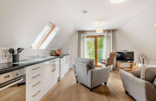 Hethel House | 2 Bed in Eccles (oc-l27507)