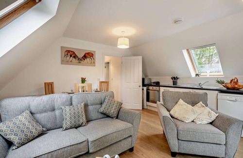 Hethel House | 2 Bed in Eccles (oc-l27507)