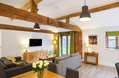 Moreton House | 2 Bed in Gloucester oc-60202