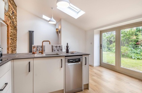 Grimston Cottage | 2 Bed in Grimston (oc-1622)