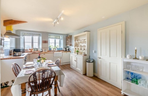 Leyburn Cottage | 2 Bed in Harmby (oc-t30971)
