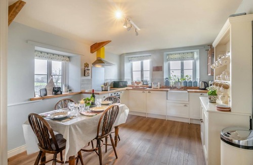 Leyburn Cottage | 2 Bed in Harmby (oc-t30971)
