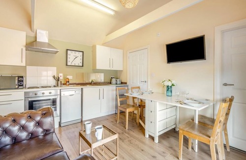 Elmsted Cottage | 2 Bed in Hastingleigh (oc-c36343)