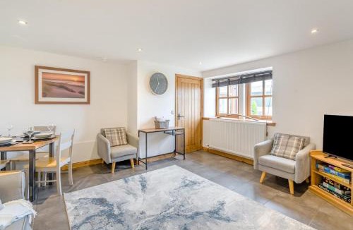 Peterhead House | 2 Bed in Hatton oc-t32765