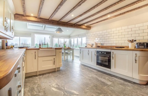 Halesworth Cottage | 2 Bed in Heveningham (oc-w29034)