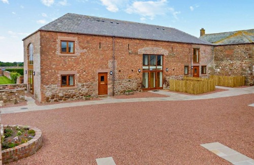 Wing Apartment | 2 Bed in Irthington (oc-m28305)