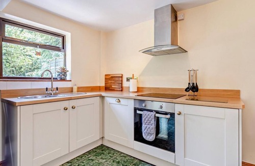 Billingsley Cottage | 2 Bed in Kidderminster (oc-90642)