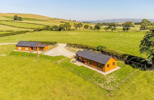 Llandrindod Wells Ski Chalet | 2 Bed in Llandrindod Wells (oc-89063)