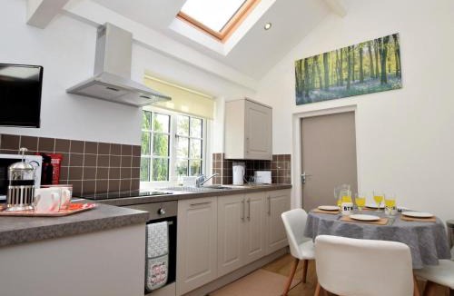 Carlton-in-Cleveland House | 2 Bed in Middlesbrough oc-75544