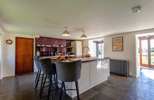 Milton Damerel Cottage | 2 Bed in Milton Damerel (oc-s42659)