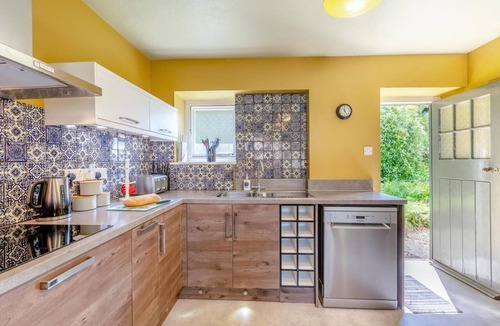 Withypool Cottage | 2 Bed in Minehead (oc-77363)