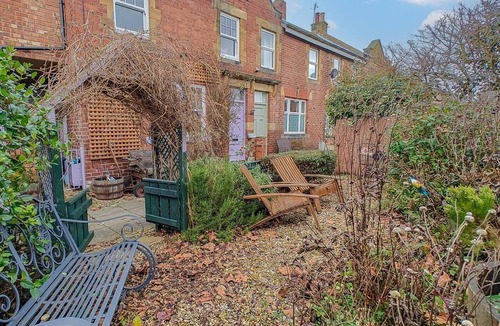 Morpeth Cottage | 2 Bed in Morpeth (oc-l35201)