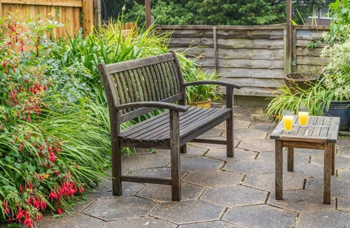 Mumbles Cottage | 2 Bed in Mumbles (oc-d32021)