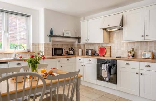 Niton Cottage | 2 Bed in Niton (oc-b31835)