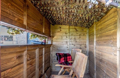 Ormskirk Cottage | 2 Bed in Ormskirk (oc-90263)