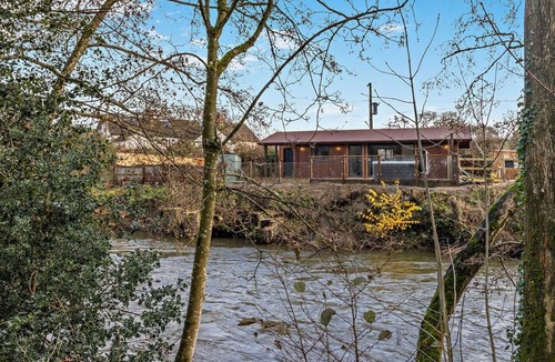 Oswestry Ski Chalet | 2 Bed in Oswestry (oc-96349)