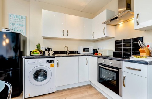 St Merryn House | 2 Bed in Padstow (oc-p00398)