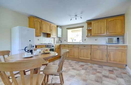 Pickering Cottage | 2 Bed in Pickering (oc-y012)