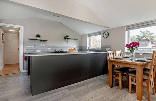 Ringwood Ski Chalet | 2 Bed in Ringwood (oc-94272)