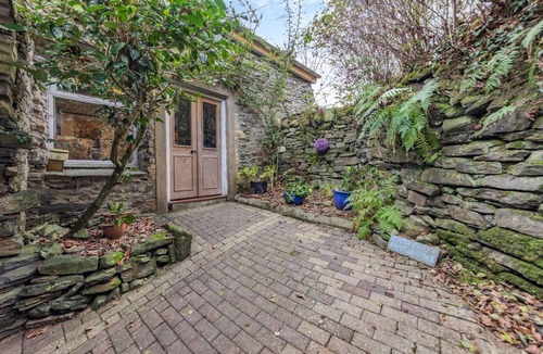 Cockermouth Cottage | 2 Bed in Rogerscale (oc-m30396)