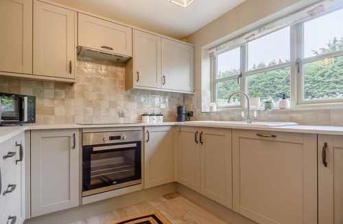 Irstead House | 2 Bed in Rollesby (oc-2324)