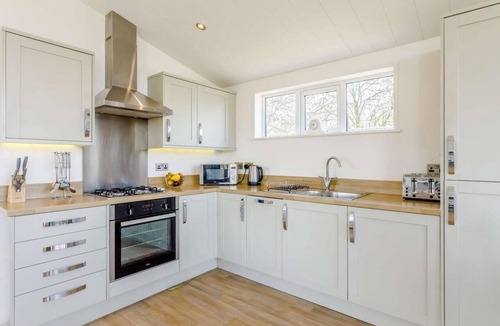 Ash Mill Ski Chalet | 2 Bed in Romansleigh (oc-82260)