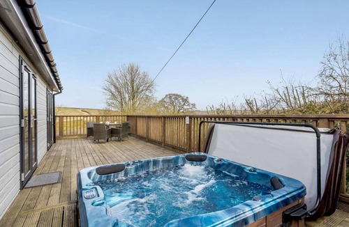 Ash Mill Ski Chalet | 2 Bed in Romansleigh (oc-82260)