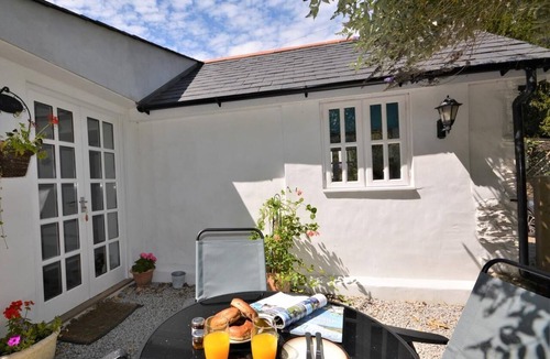 Saltash House | 2 Bed in Saltash (oc-58966)