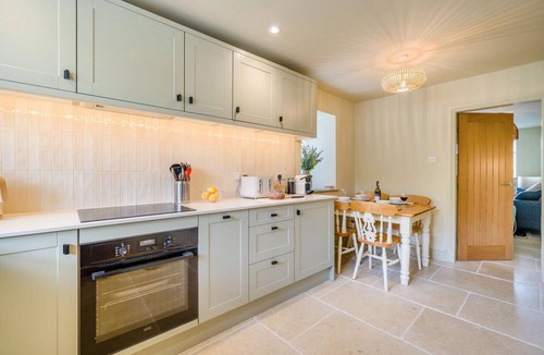Hawes Cottage | 2 Bed in Simonstone (oc-s41050)
