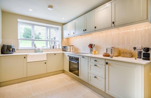 Hawes Cottage | 2 Bed in Simonstone (oc-s41050)